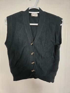 Dark Green Ribbed Button-Up Knit Vest